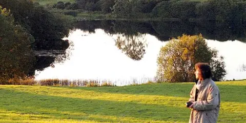 An image depicting the trail The Rossmore Loop and its surrounding area.