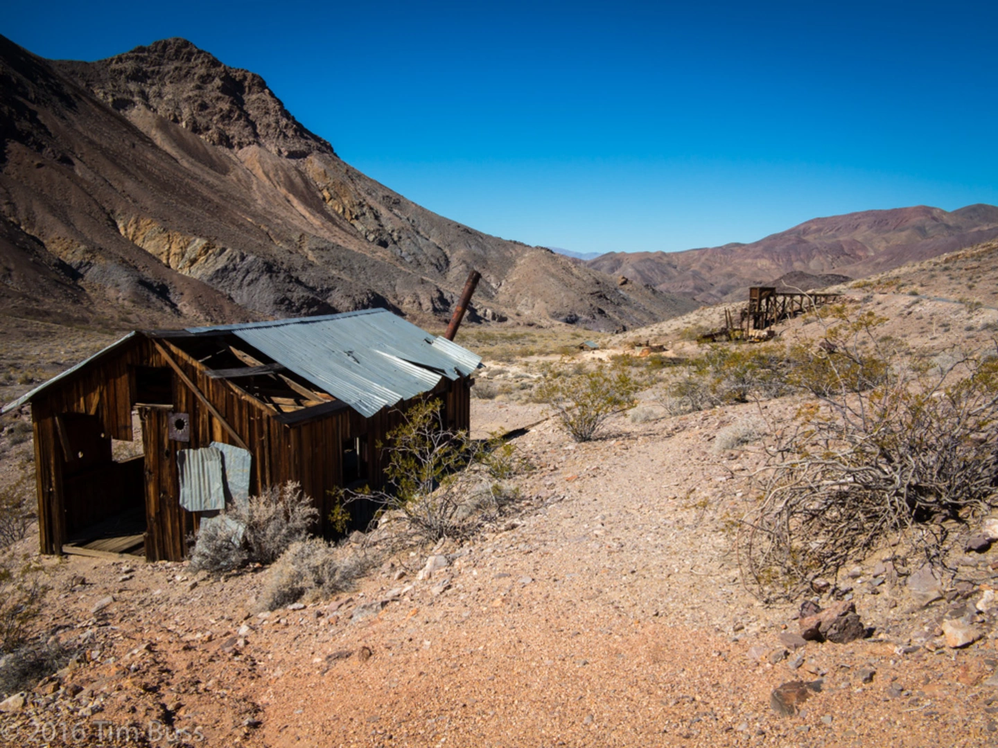 An image depicting the trail Echo Canyon Road Walk and its surrounding area.