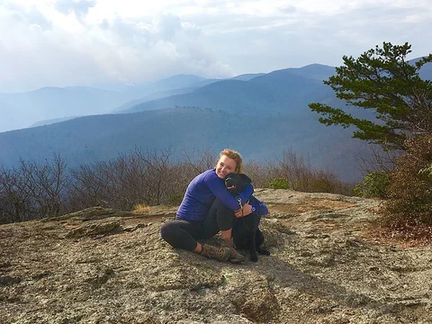 An image depicting the trail Spy Rock via Appalachian Trail and its surrounding area.