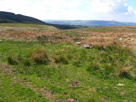 An image depicting the trail Knockbrack and Beenduff via The Dingle Way and its surrounding area.