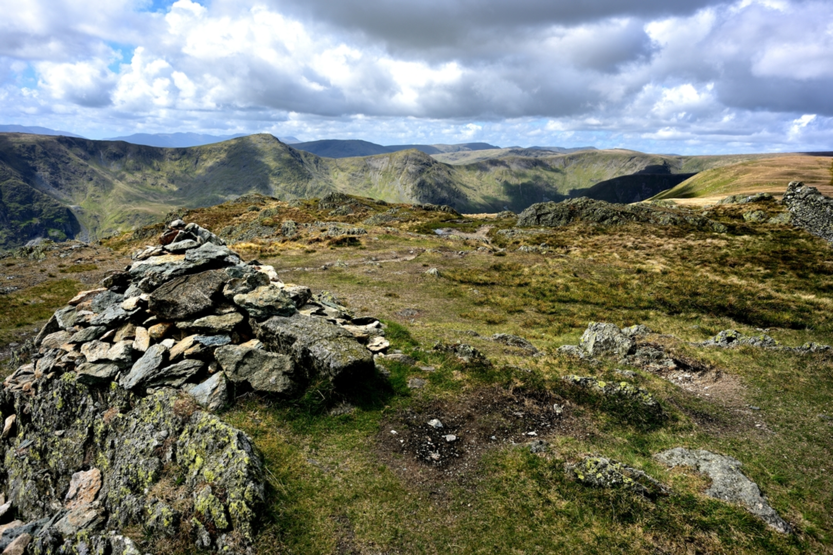 An image depicting the trail Kentmere Pike and its surrounding area.