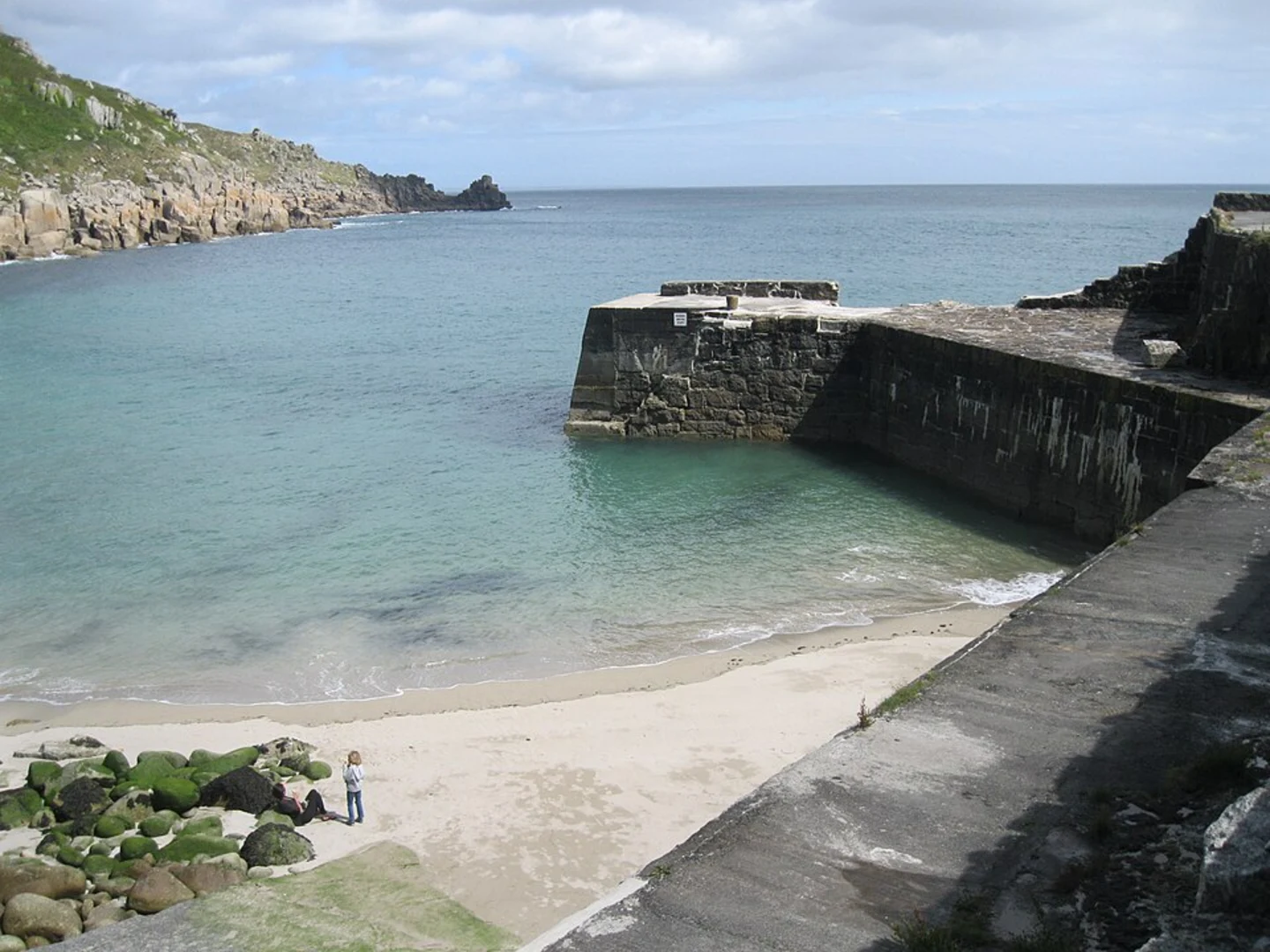 An image depicting the trail Kemyel A and Lamorna Cove Beach Loop and its surrounding area.