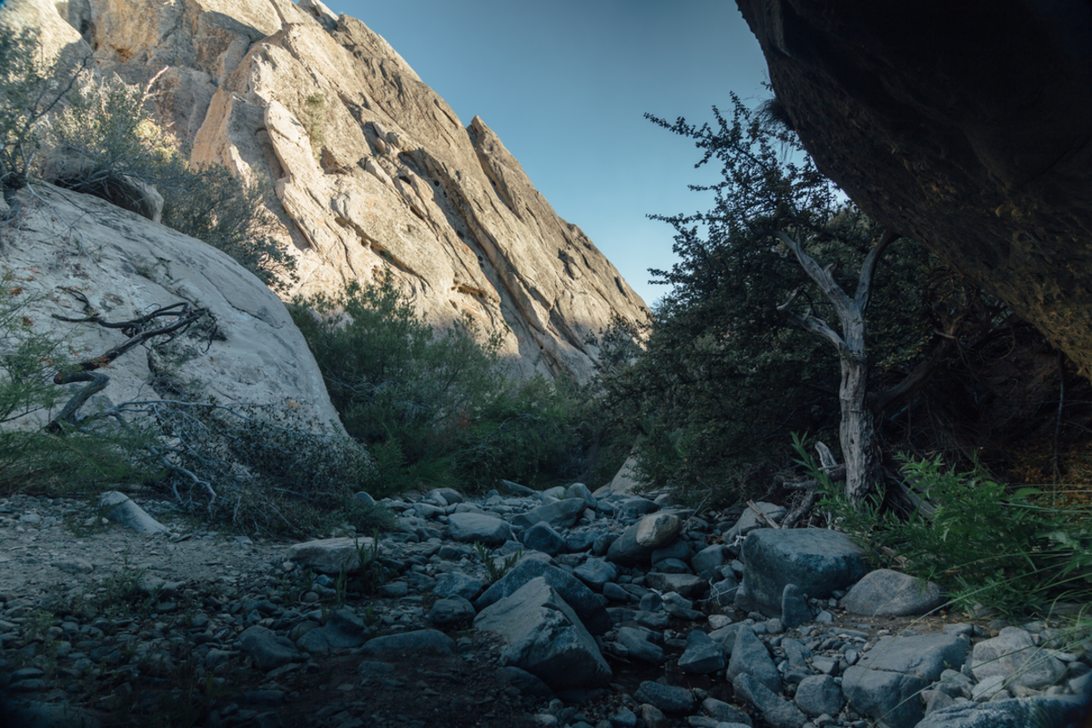 Devil's Punchbowl via Doe Flat Trail