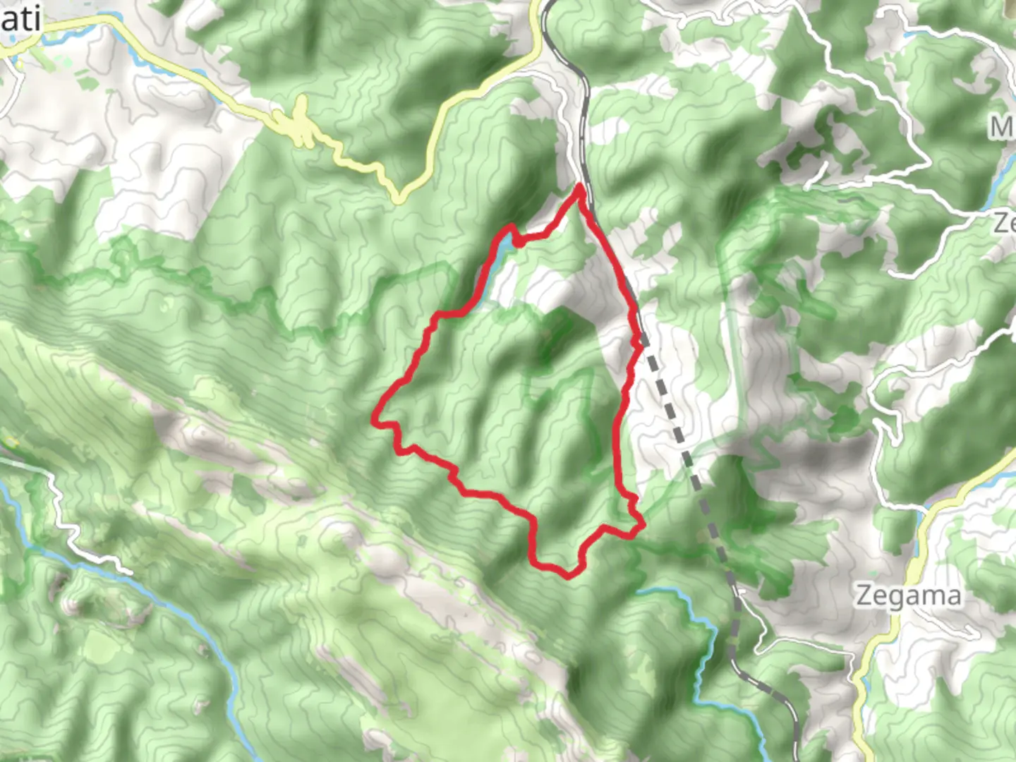 An image depicting the trail After the water of Aizkorbe PR GI 3007 and its surrounding area.