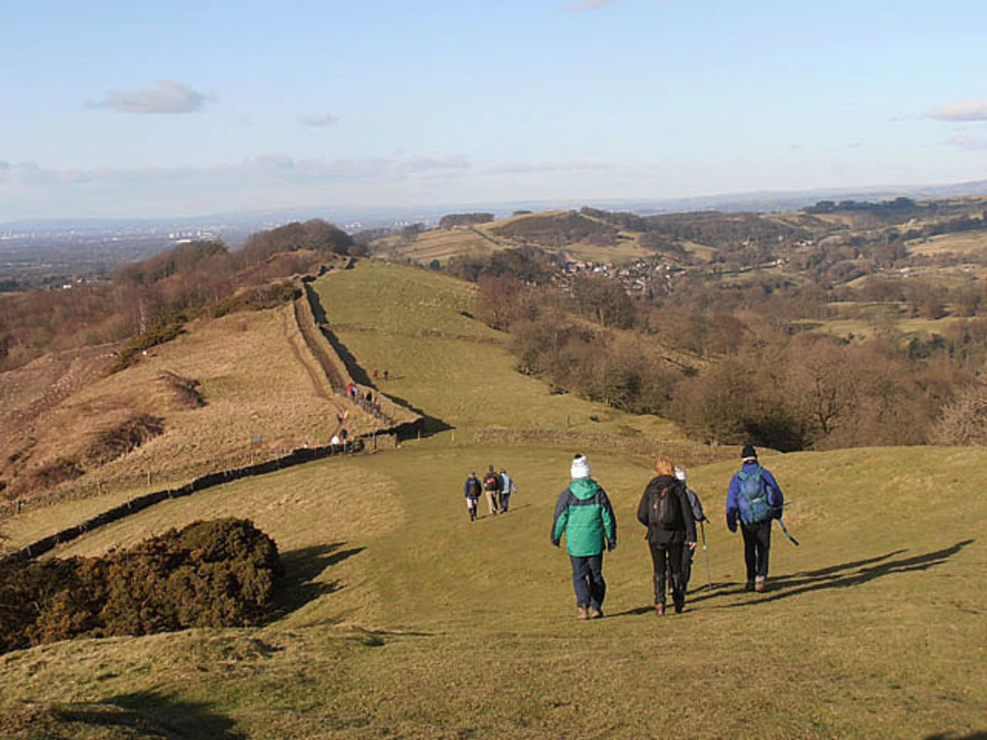An image depicting the trail Kerridge Hill and White Nancy Loop from Bollington and its surrounding area.