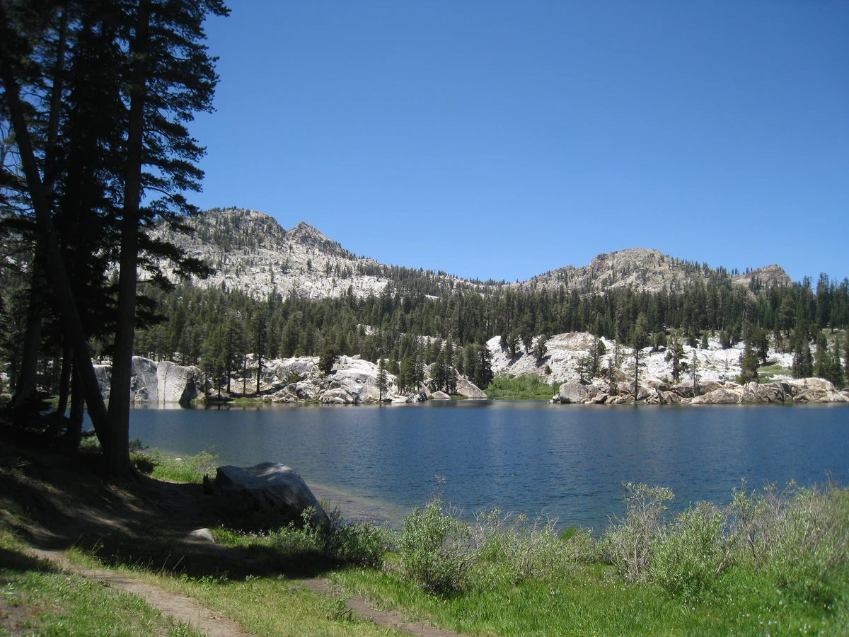 Upper Twin Lake via California Riding and Hiking Trail