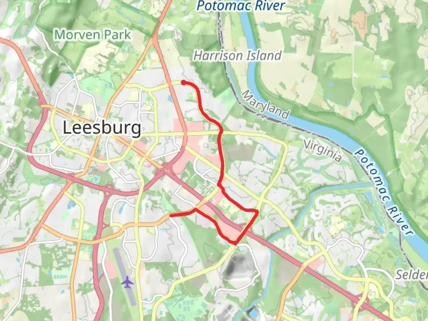 An image depicting the trail Battlefield Parkway Trail and its surrounding area.