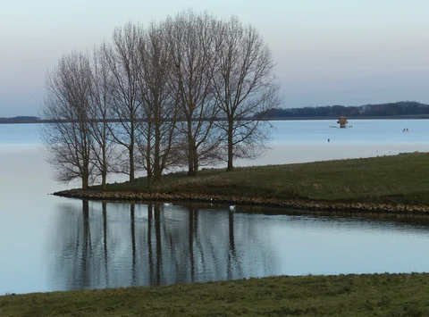 An image depicting the trail Oakham Walk and its surrounding area.