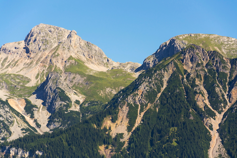 An image depicting the trail Silberkarklamm - Guttenberghaus and its surrounding area.