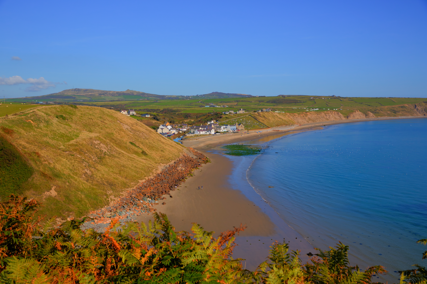 An image depicting the trail Aberdaron - Mynydd Mawr and Porth Meudwy Circular and its surrounding area.