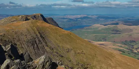 An image depicting the trail Aran Fawddwy from Cwm Cywarch and its surrounding area.