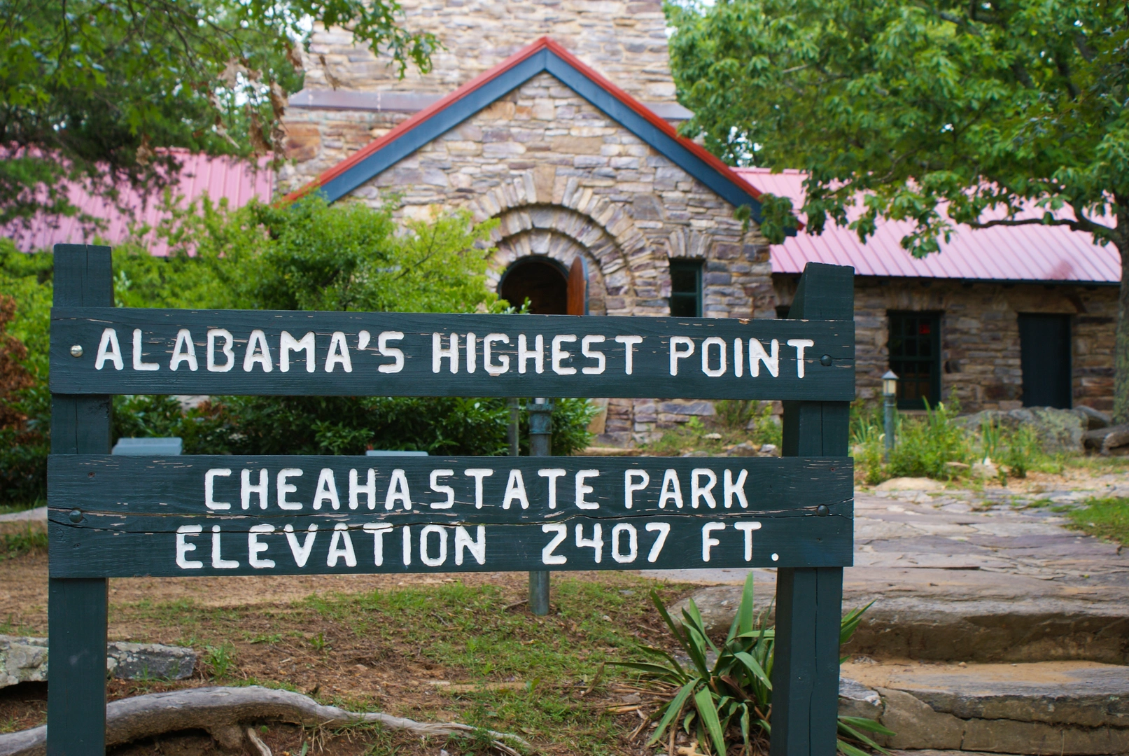 An image depicting the trail Cave Creek Trail Pinhoti Trail Loop and its surrounding area.