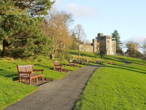 Balloch Castle Country Park - Shore Path Route