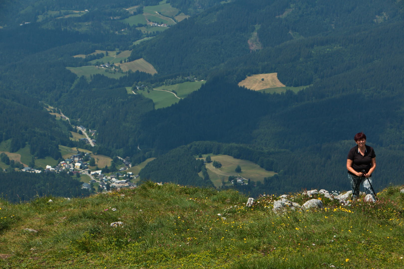 An image depicting the trail Lackenhof to Ötscher and its surrounding area.