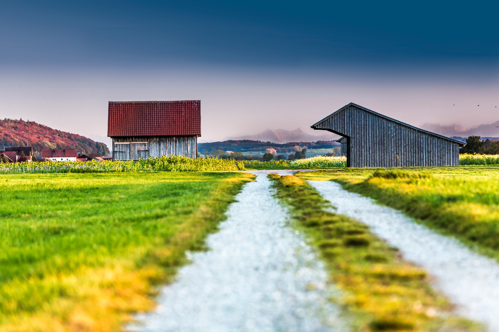An image depicting the trail Crescentia - Pilgerweg and its surrounding area.