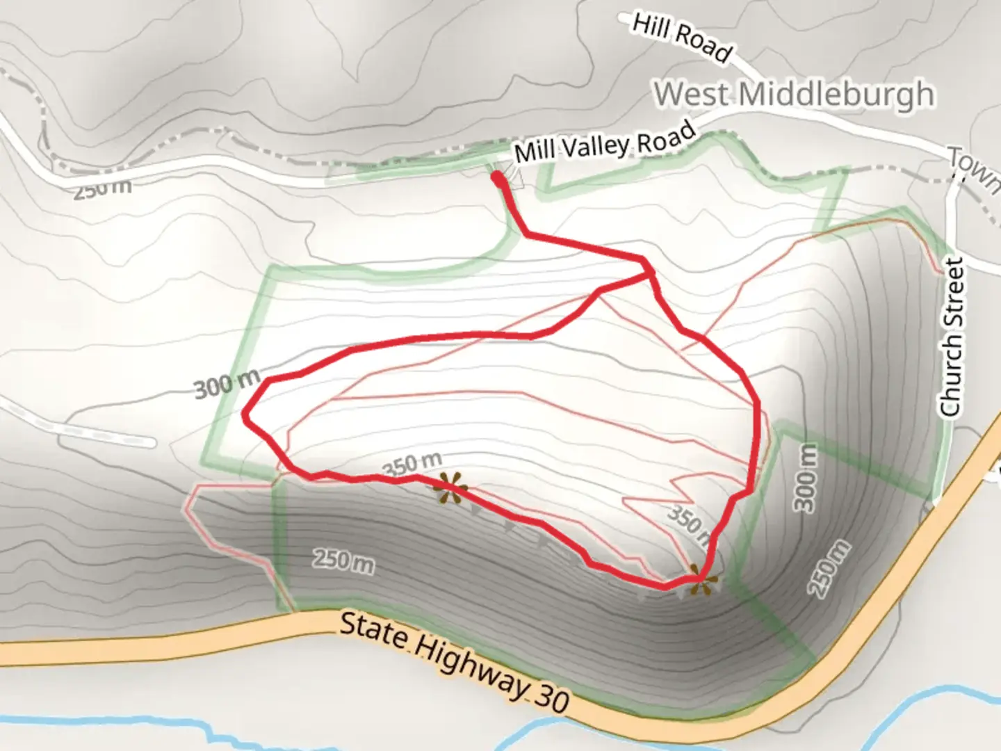 An image depicting the trail Vroman's Nose Loop via Entrance Trail and Long Path and its surrounding area.