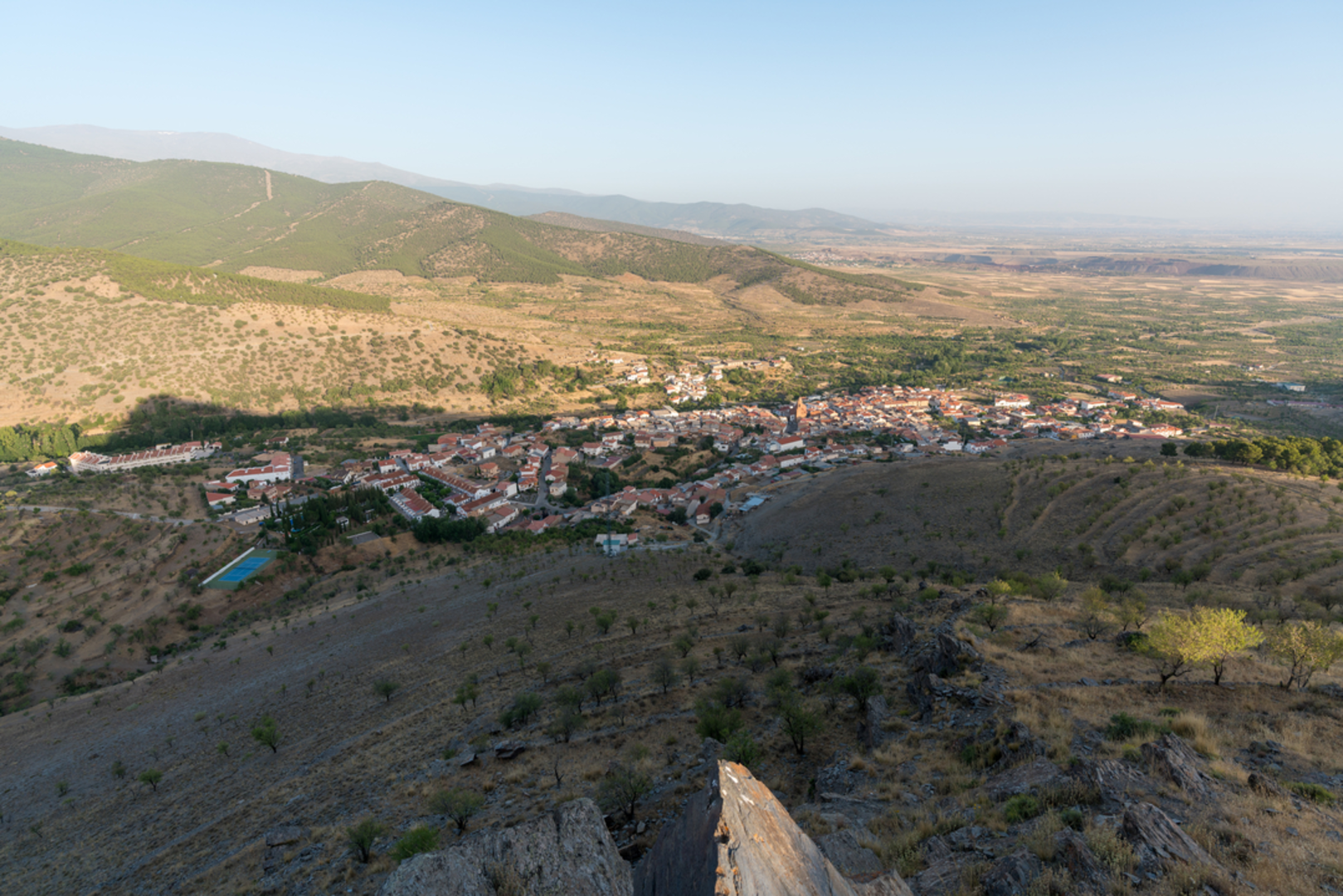 An image depicting the trail Aldeire - El Horcajo and its surrounding area.