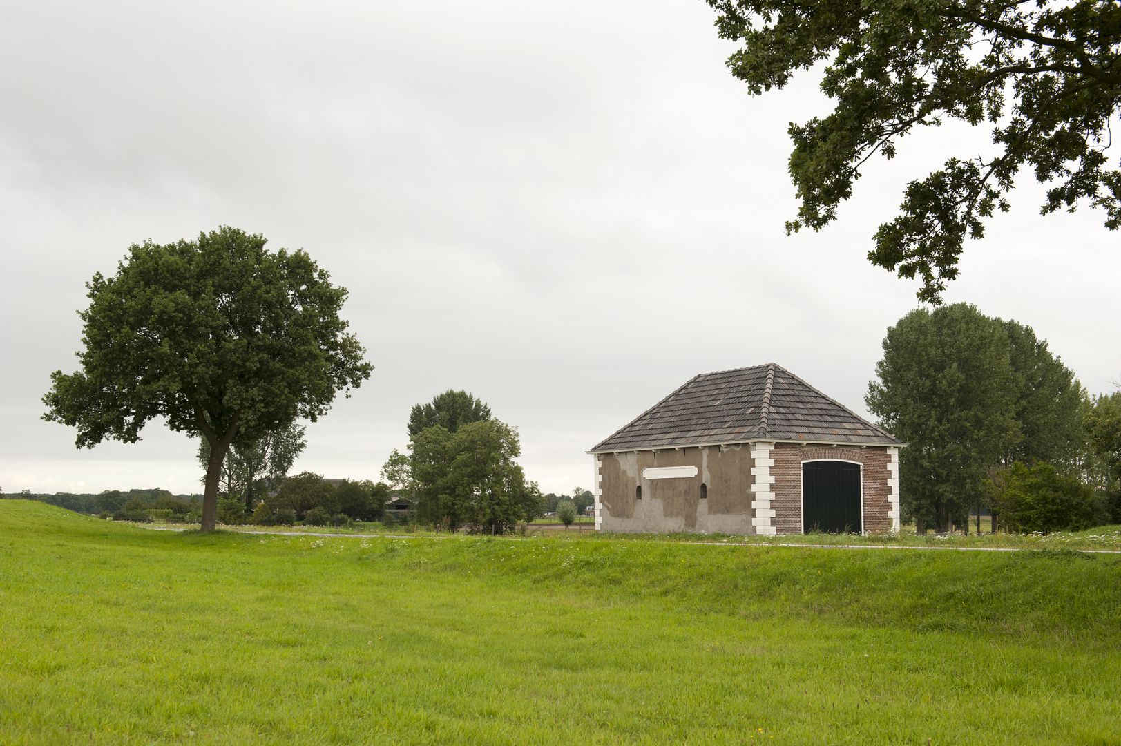 An image depicting the trail Gemeente and Sallandpad Loop and its surrounding area.