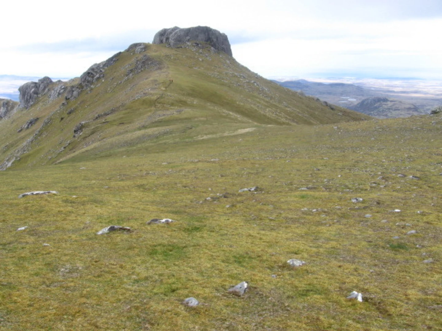 An image depicting the trail Ben Hope and Ben Loyal Loop from Tongue - Kinloch Road and its surrounding area.