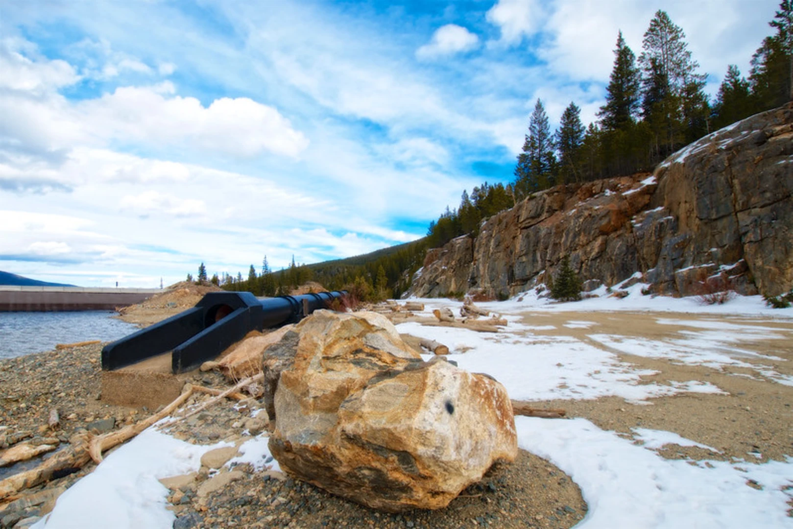 An image depicting the trail West Tennessee Lakes Trail and its surrounding area.