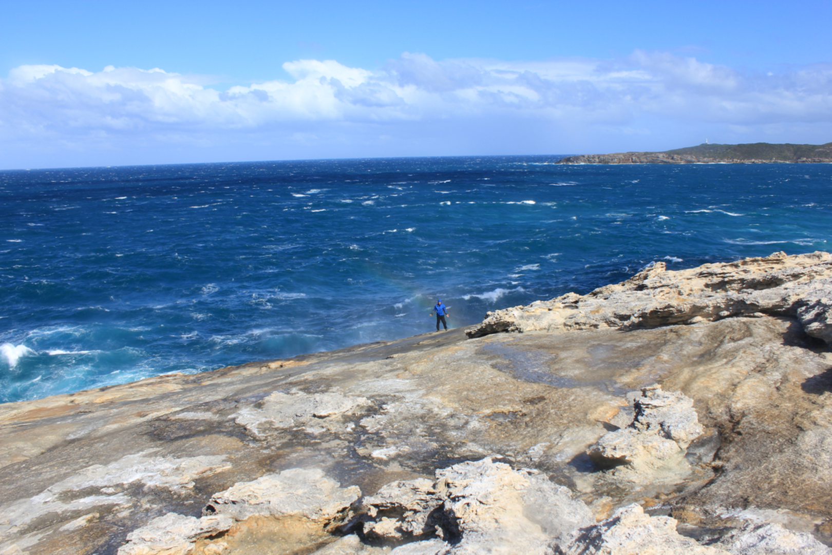 An image depicting the trail Blowholes Trail and its surrounding area.