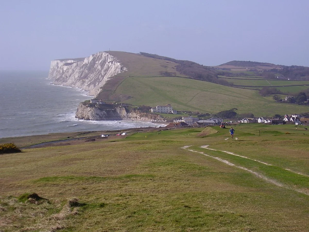 Freshwater Bay, Western Yar and Colwell Bay Loop