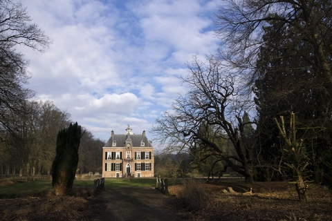 Kasteel Den Bramel, Gorsselse Heide and Kasteel Hackfort Loop