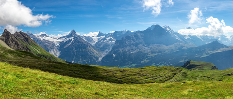 An image depicting the trail Bachalpsee - First No 1 and its surrounding area.