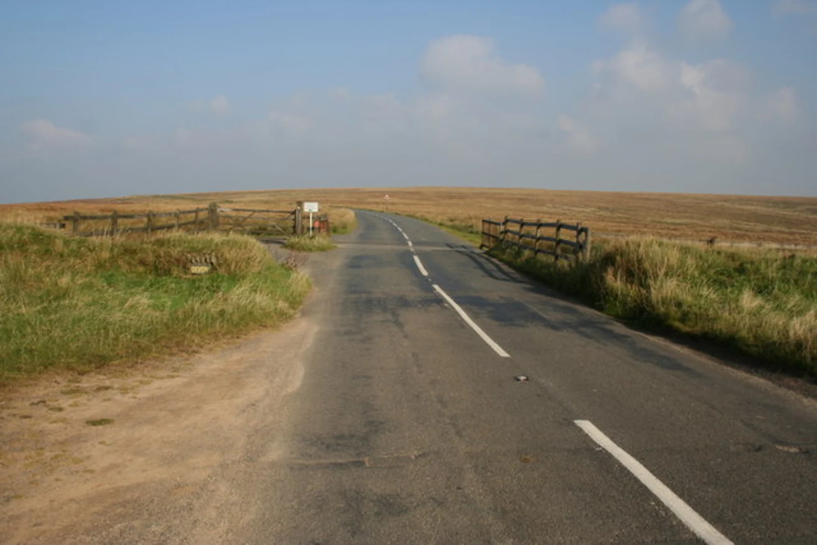 An image depicting the trail River Barley and Two Moors Way Walk and its surrounding area.
