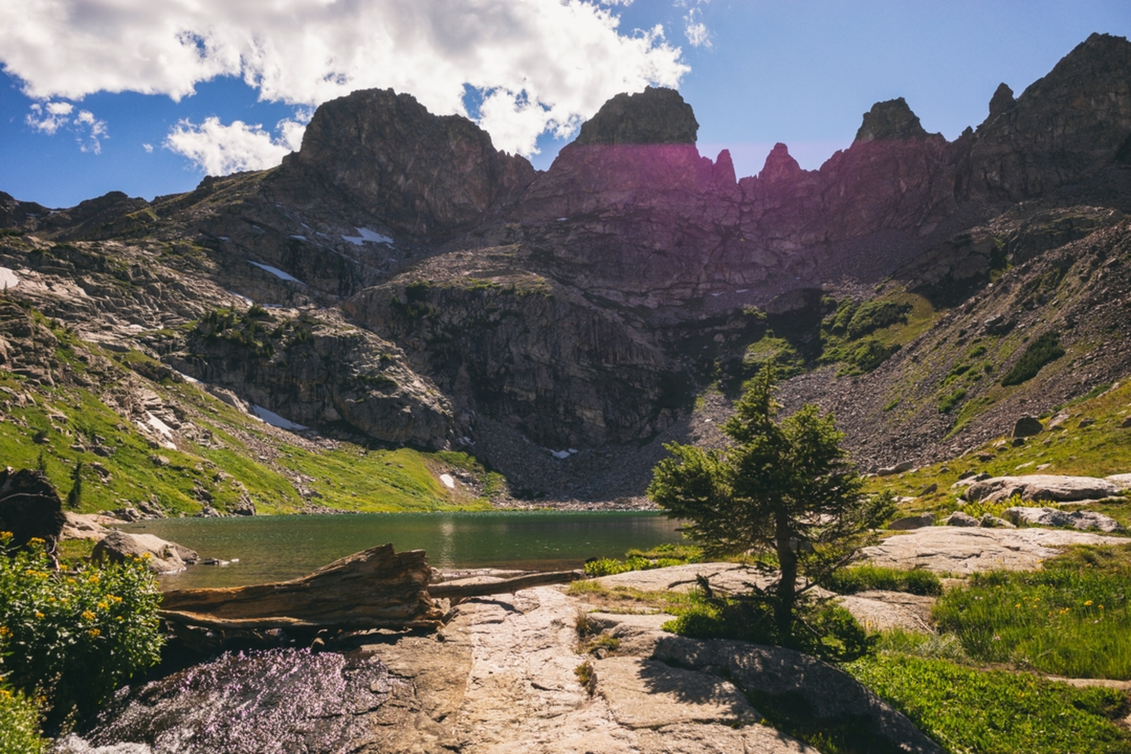 An image depicting the trail Slate Creek Trail and its surrounding area.