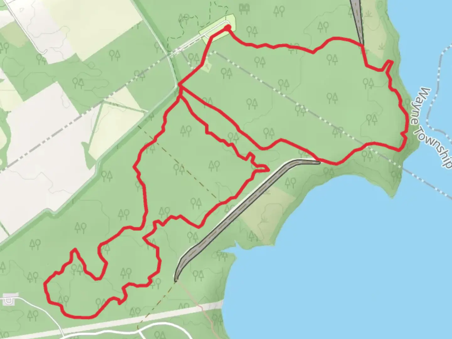 An image depicting the trail Caesar Creek Double Loop and its surrounding area.