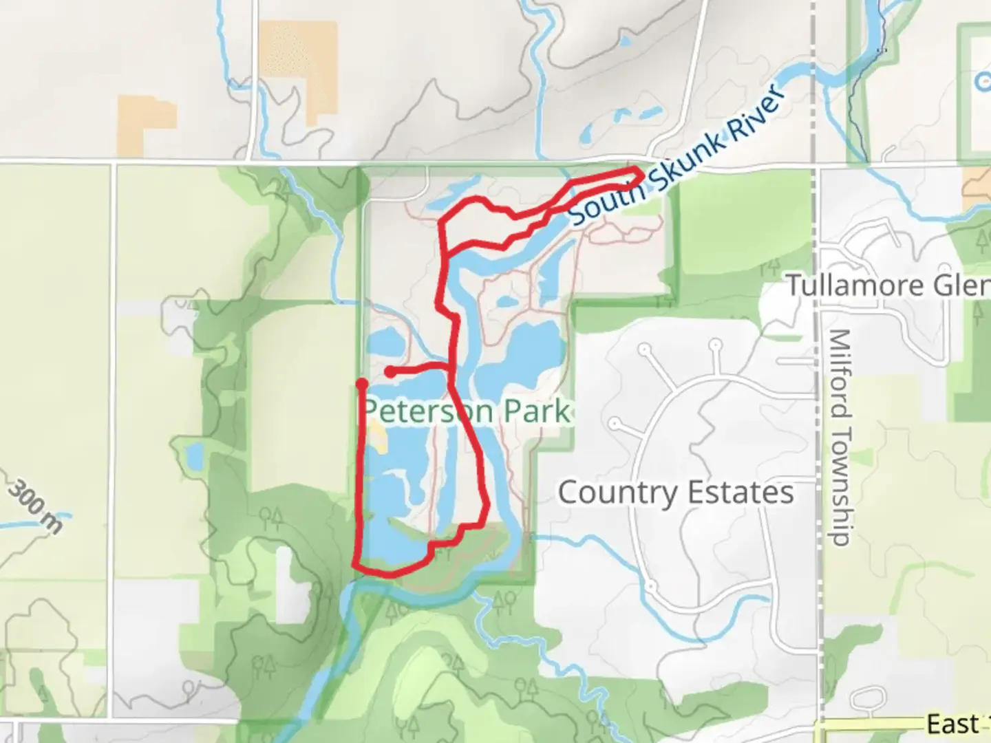An image depicting the trail Peterson Lake via Red Trail and Green Trail and its surrounding area.