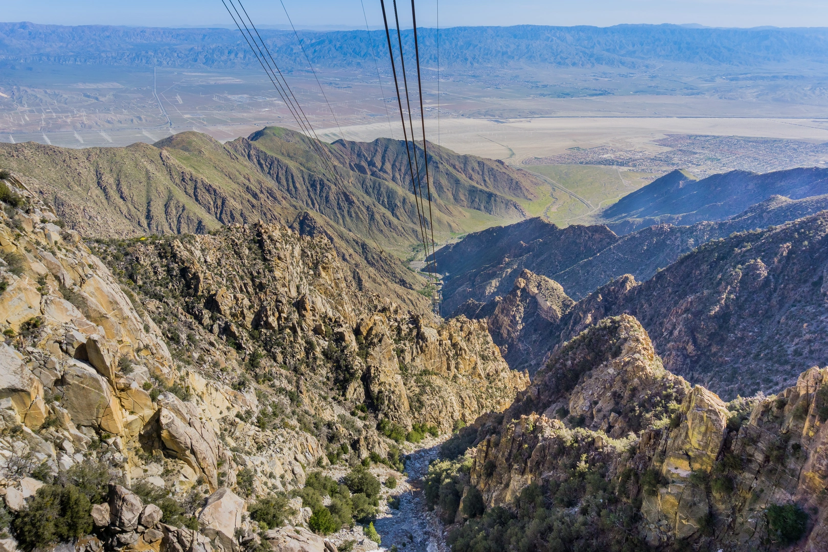 An image depicting the trail Folly Peak via Willow Creek Trail and PCT and its surrounding area.