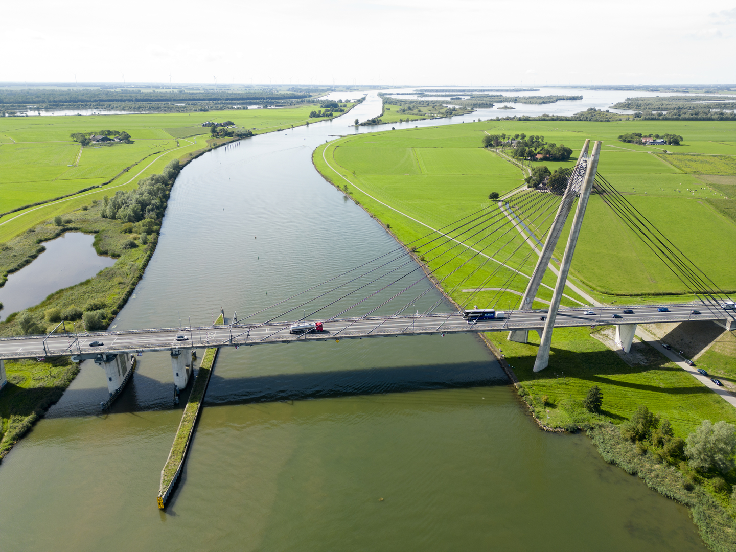 An image depicting the trail Kattendiep via Kattewaard Weg and WNW Ijsseldelta - Ketelmeer Orange Route and its surrounding area.