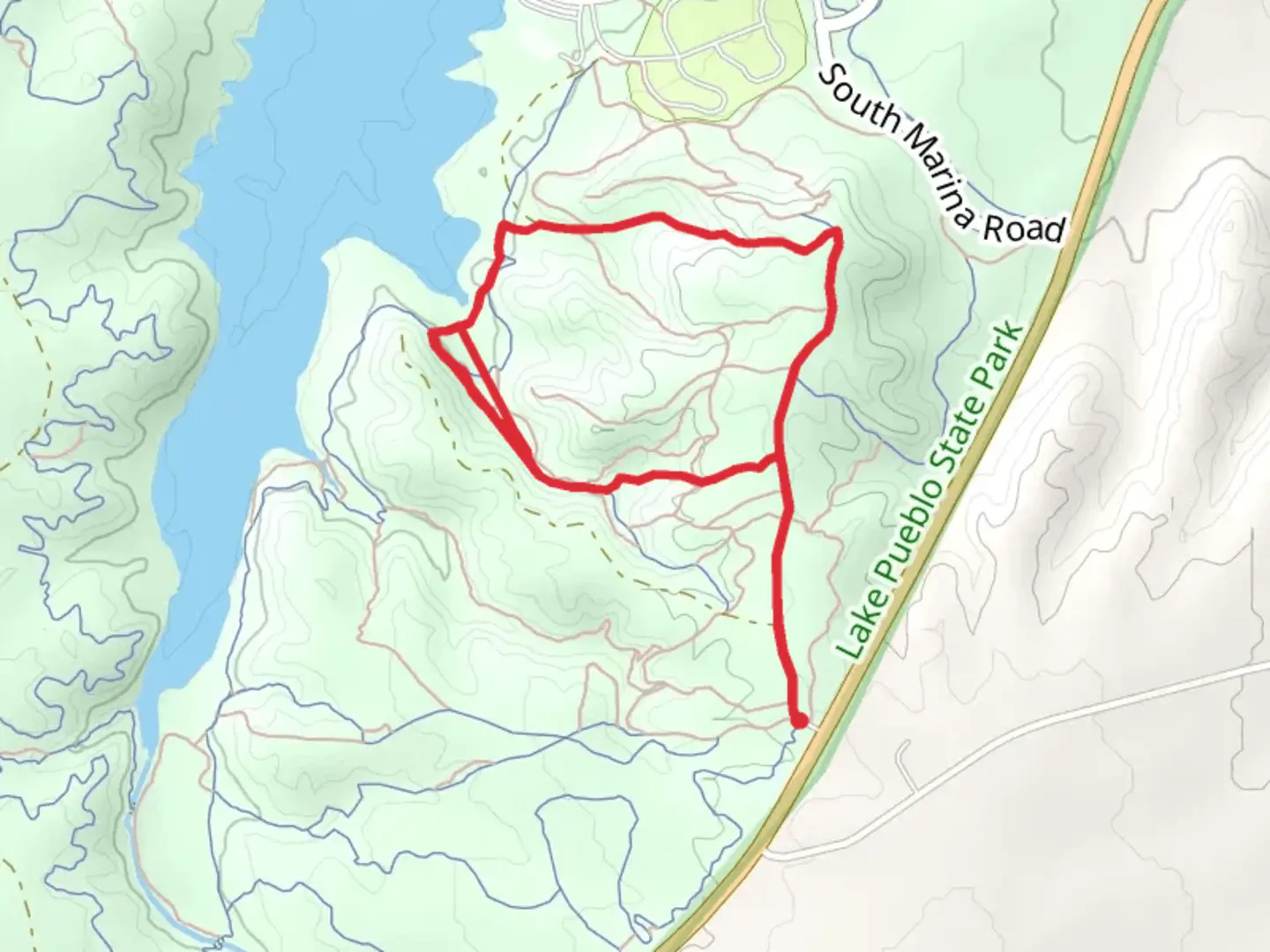 An image depicting the trail Rattlesnake and Arkansan Point Trail and its surrounding area.