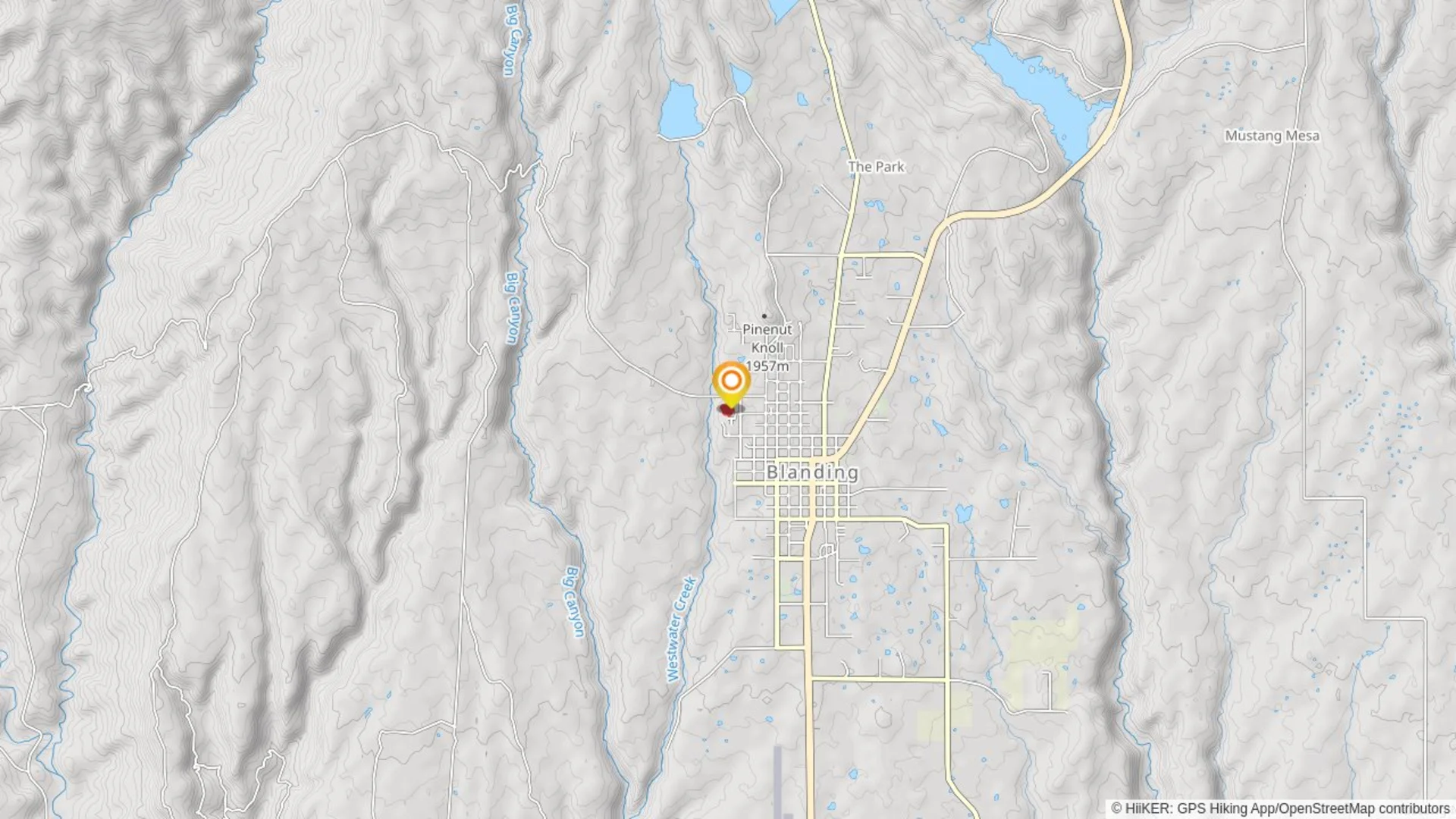 An image depicting the trail Edge of the Cedars State Park Museum Loop and its surrounding area.