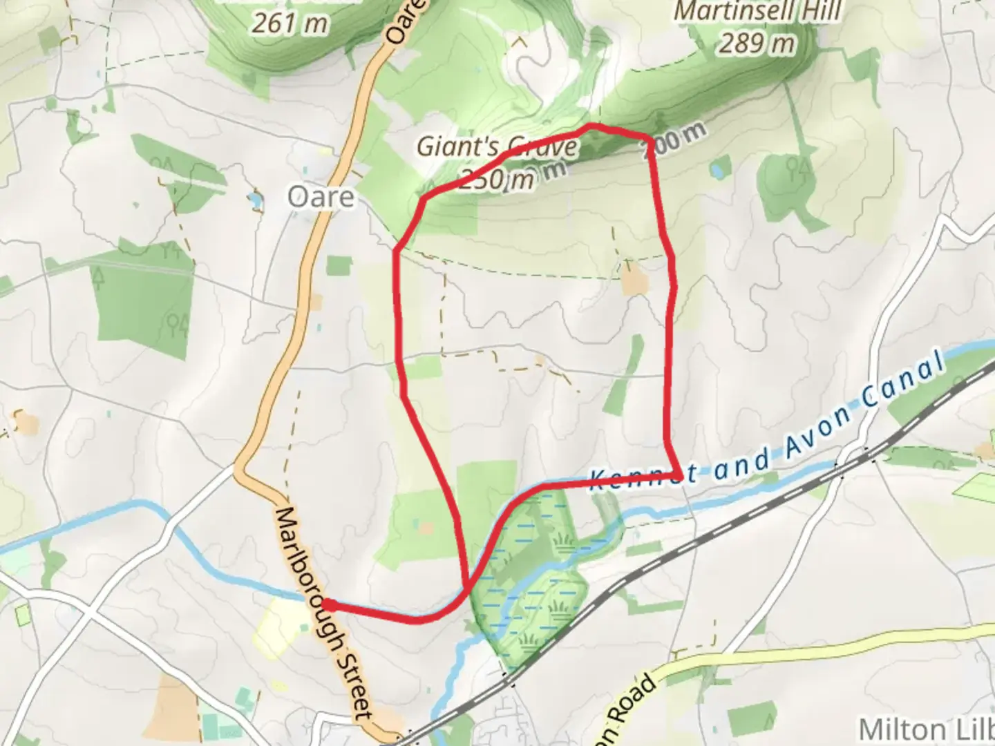 An image depicting the trail Giant's Grave Loop and its surrounding area.