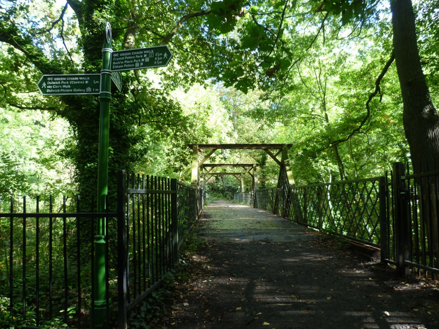 An image depicting the trail Dulwich Woods and its surrounding area.