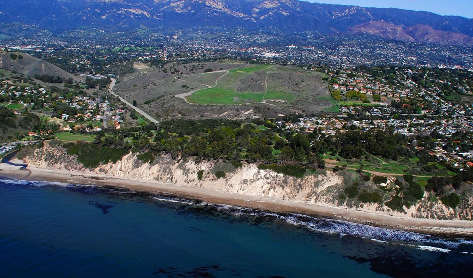 An image depicting the trail Douglas Family Preserve Loop and its surrounding area.