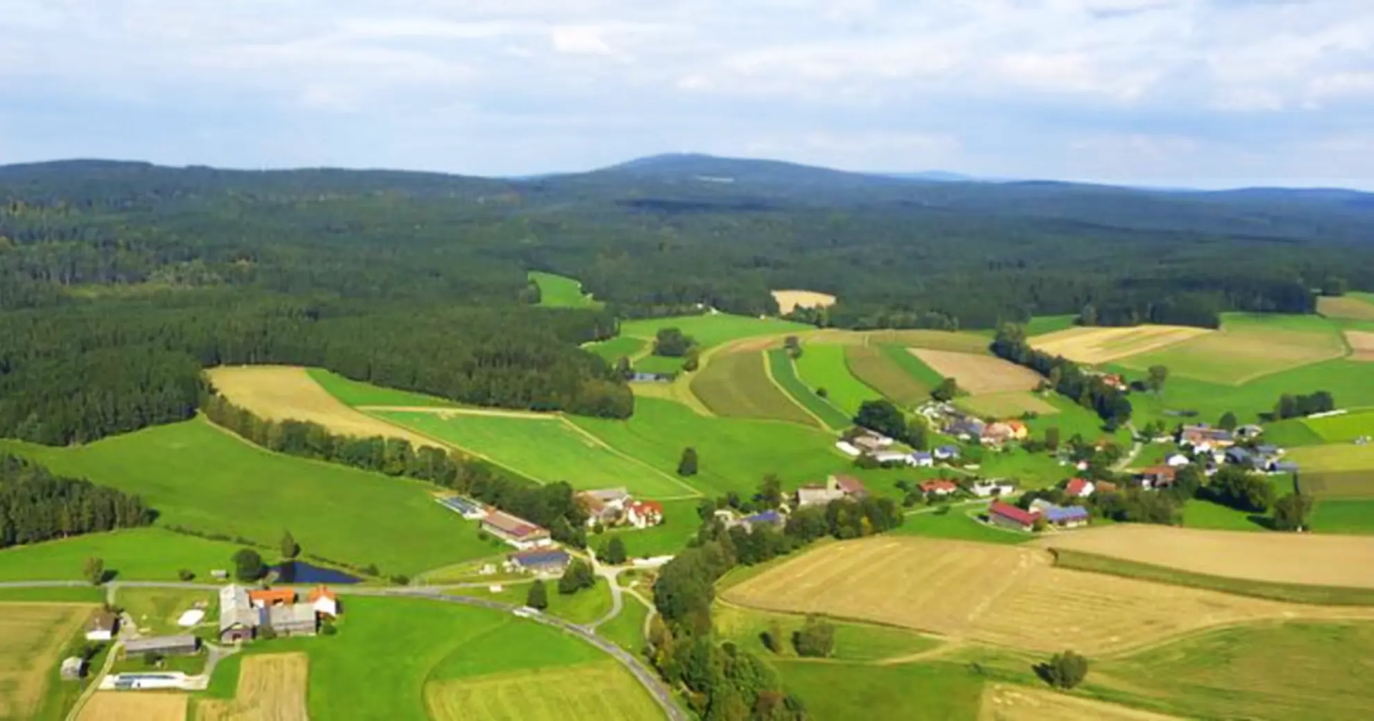 An image depicting the trail Traumschleife Stumm Orgel Weg Loop and its surrounding area.