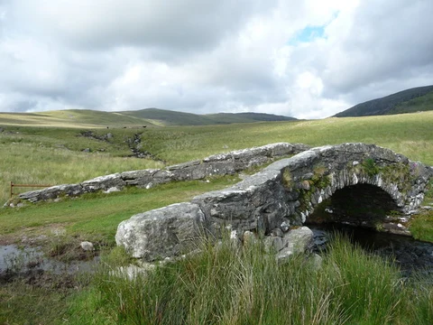 Bwlch y Rhiwgyr and Pont Scethin