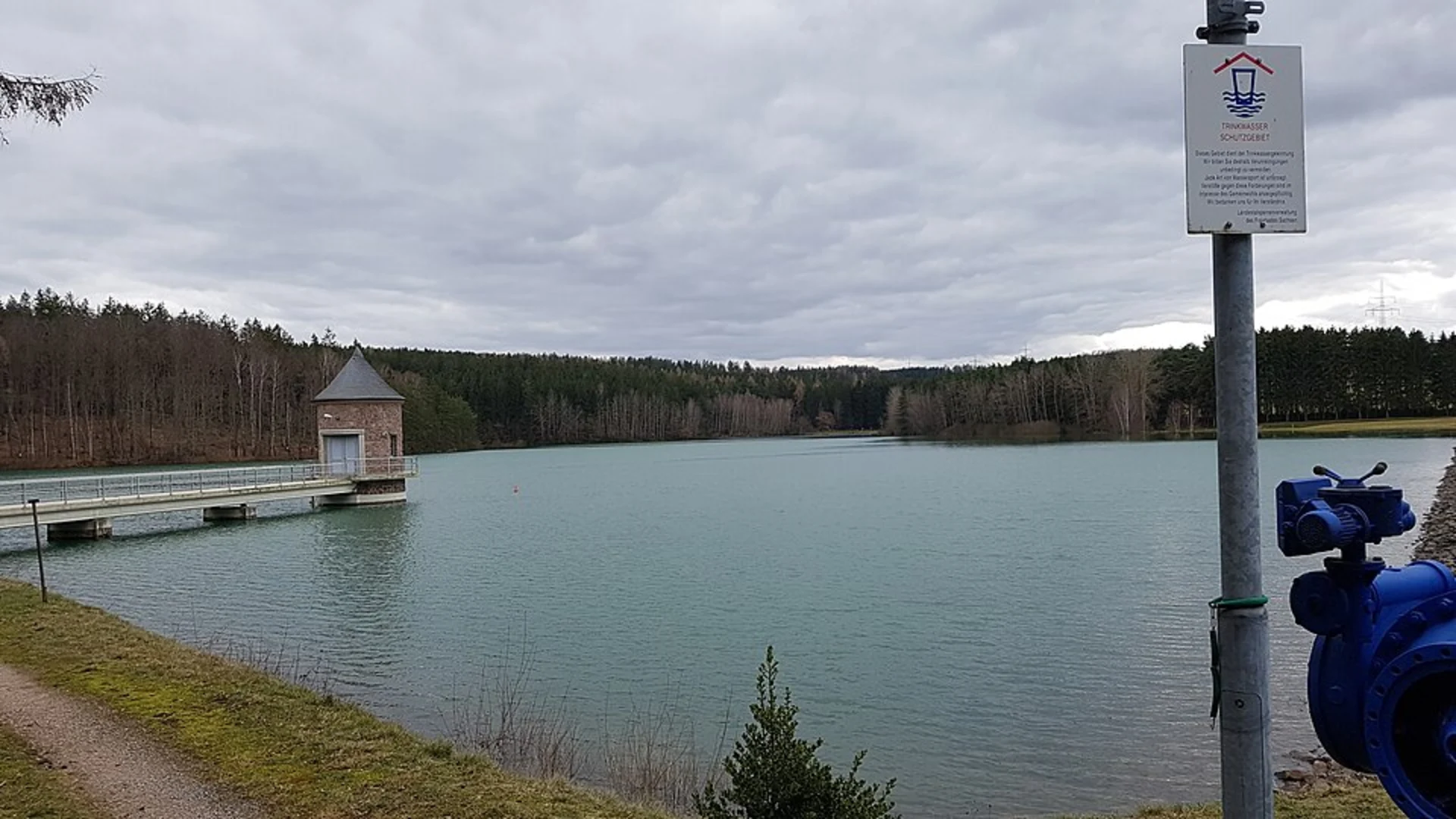 An image depicting the trail Tabakstanne and Talsperre Stollberg Loop and its surrounding area.