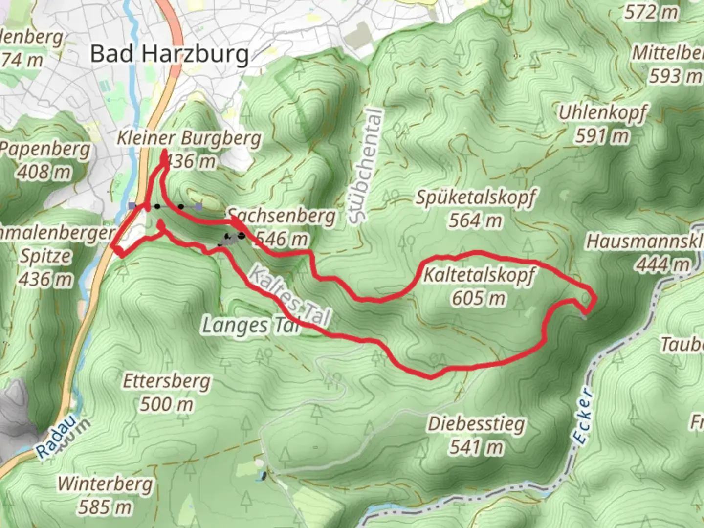 An image depicting the trail Baumwipfelpfad Harz via Kaiserweg and its surrounding area.