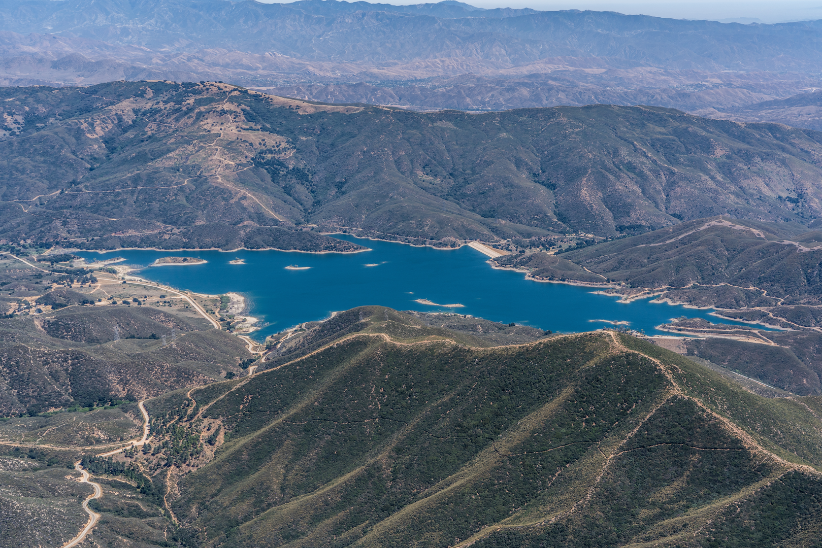 An image depicting the trail Bouquet Canyon Road to Bouquet Reservoir and its surrounding area.