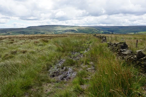 An image depicting the trail Marsden, Wilberlee and Slaithwaite Loop via River Colne and its surrounding area.