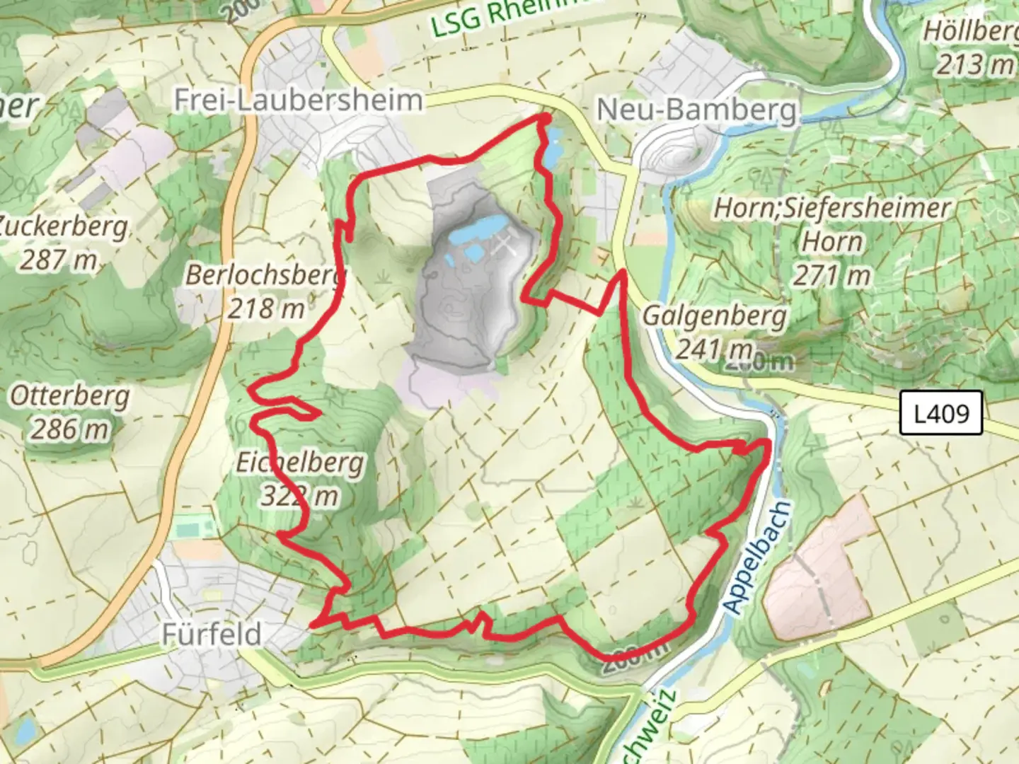 An image depicting the trail Eichelberg and Rabenkanzel via Hiwweltour Eichelberg and its surrounding area.