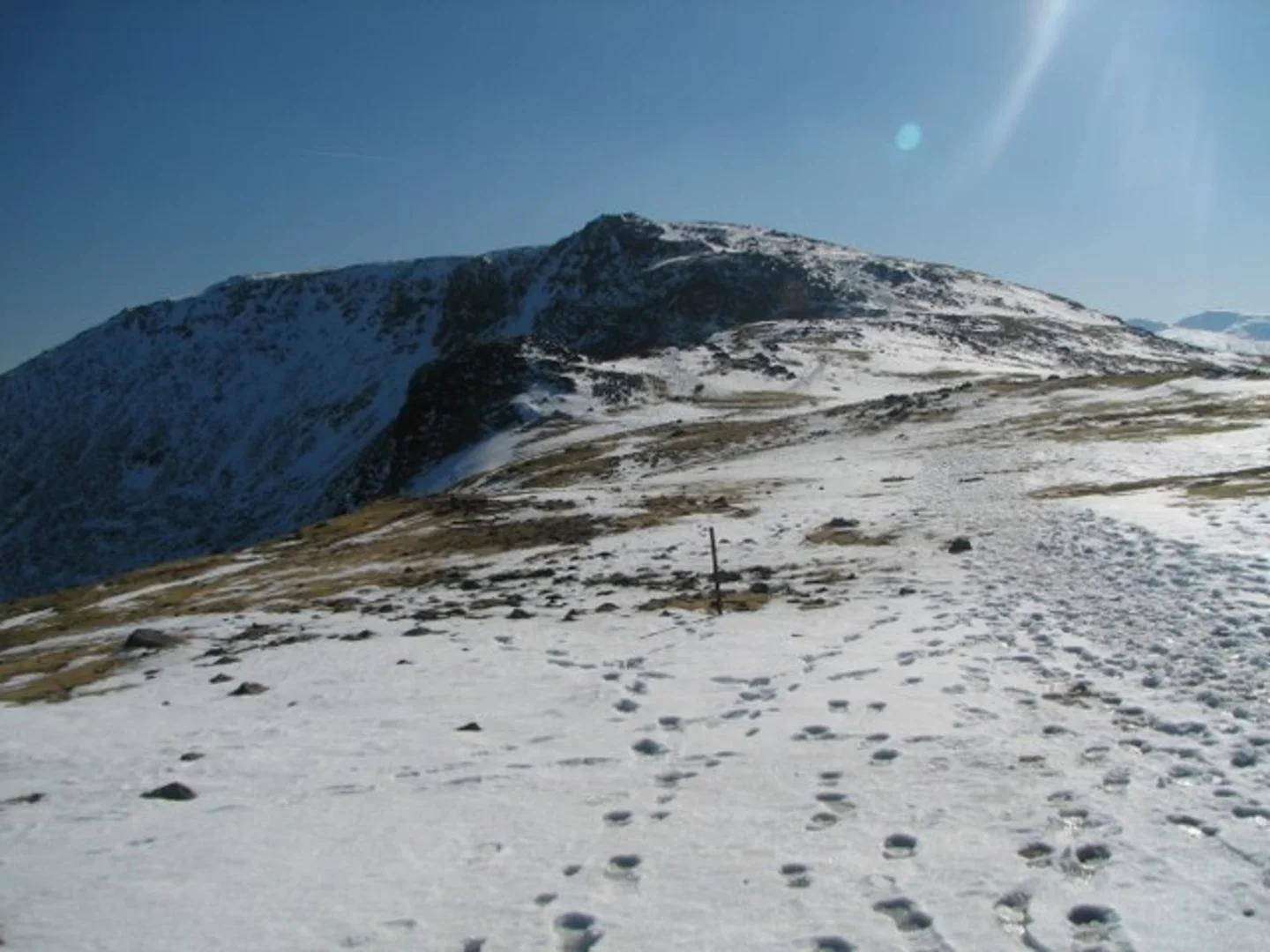 An image depicting the trail High Crag - Red Pike Loop from Buttermere Reservoir and its surrounding area.