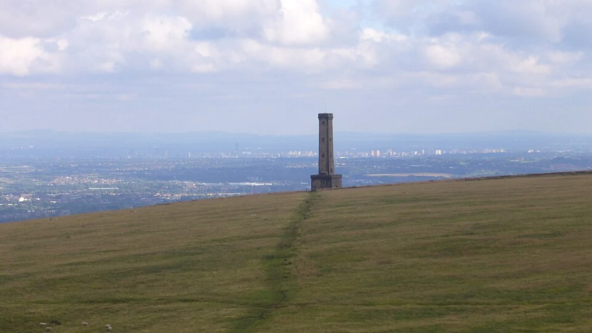 Shoulder of Mutton and Peel Tower Loop