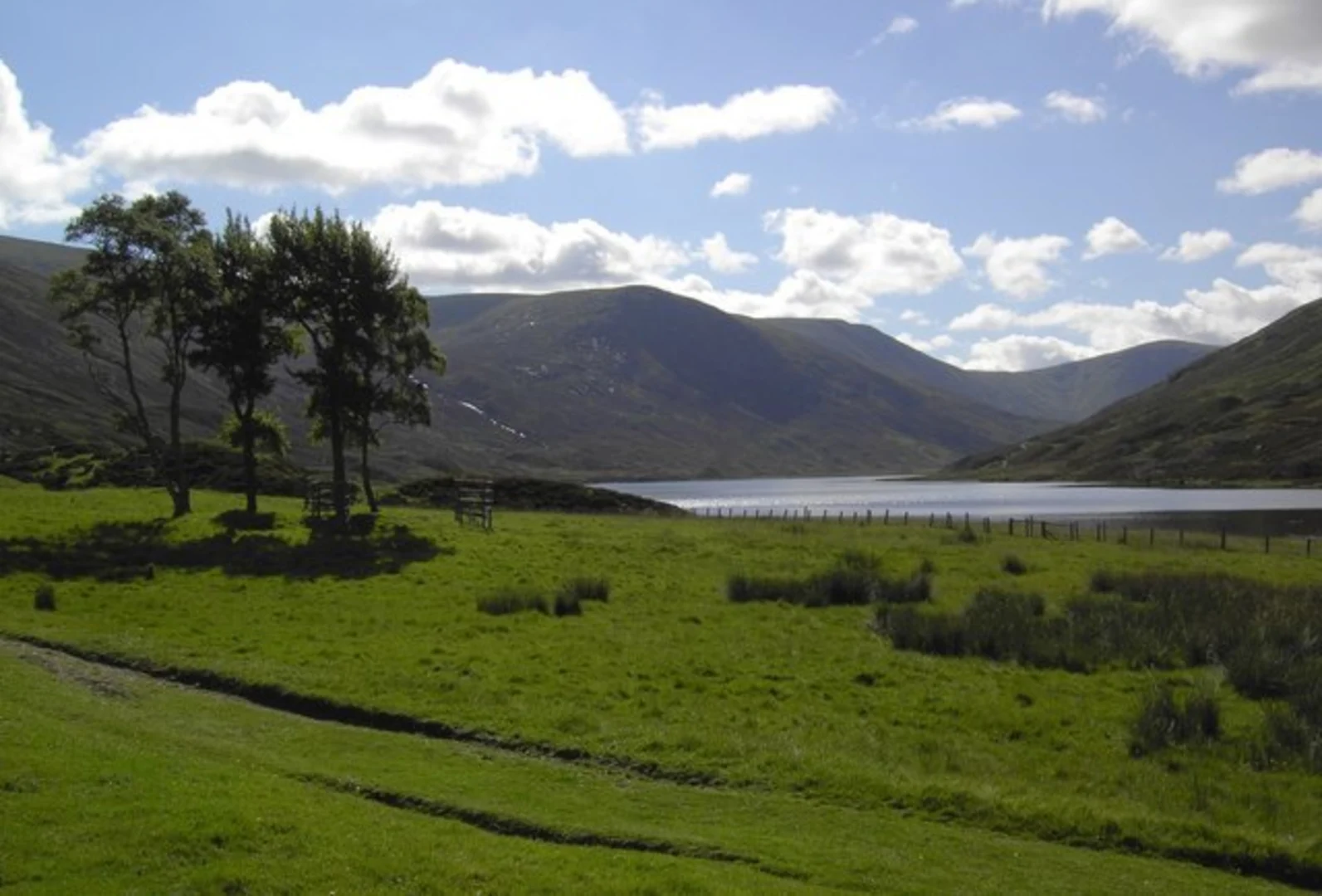 An image depicting the trail Loch Callater and Cairn of Claise from Auchallater and its surrounding area.