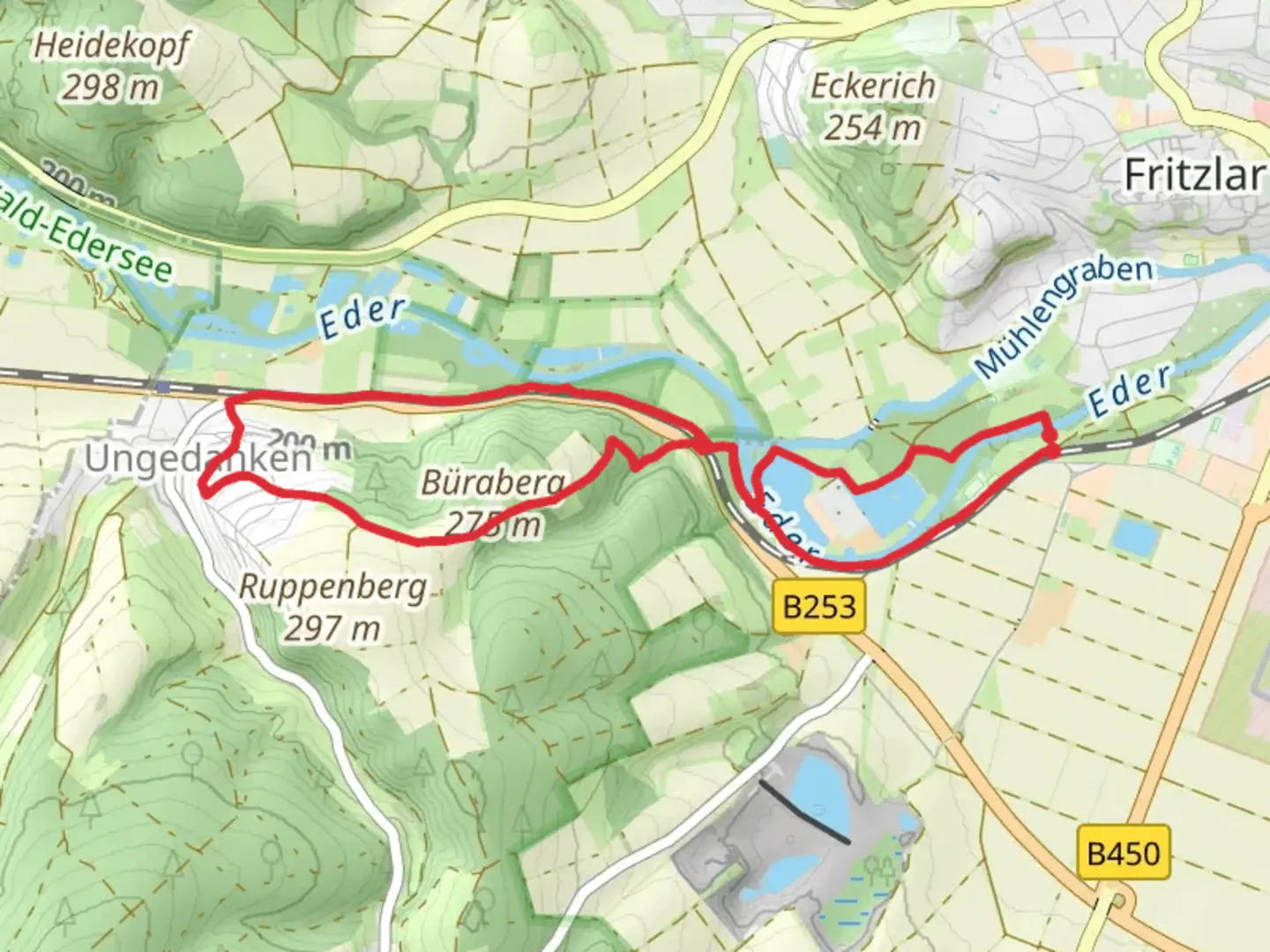 An image depicting the trail Eder and Fischzuchtanlage via Pipprichsweg and Hessenweg and its surrounding area.